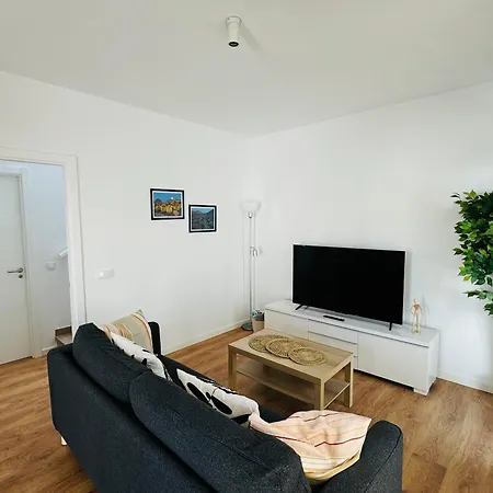 ヴィラ Patricia By Vulcano Homes